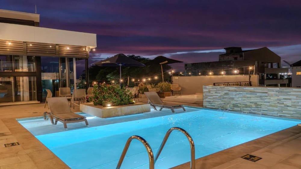 Alko Hotel Cotona 33/55