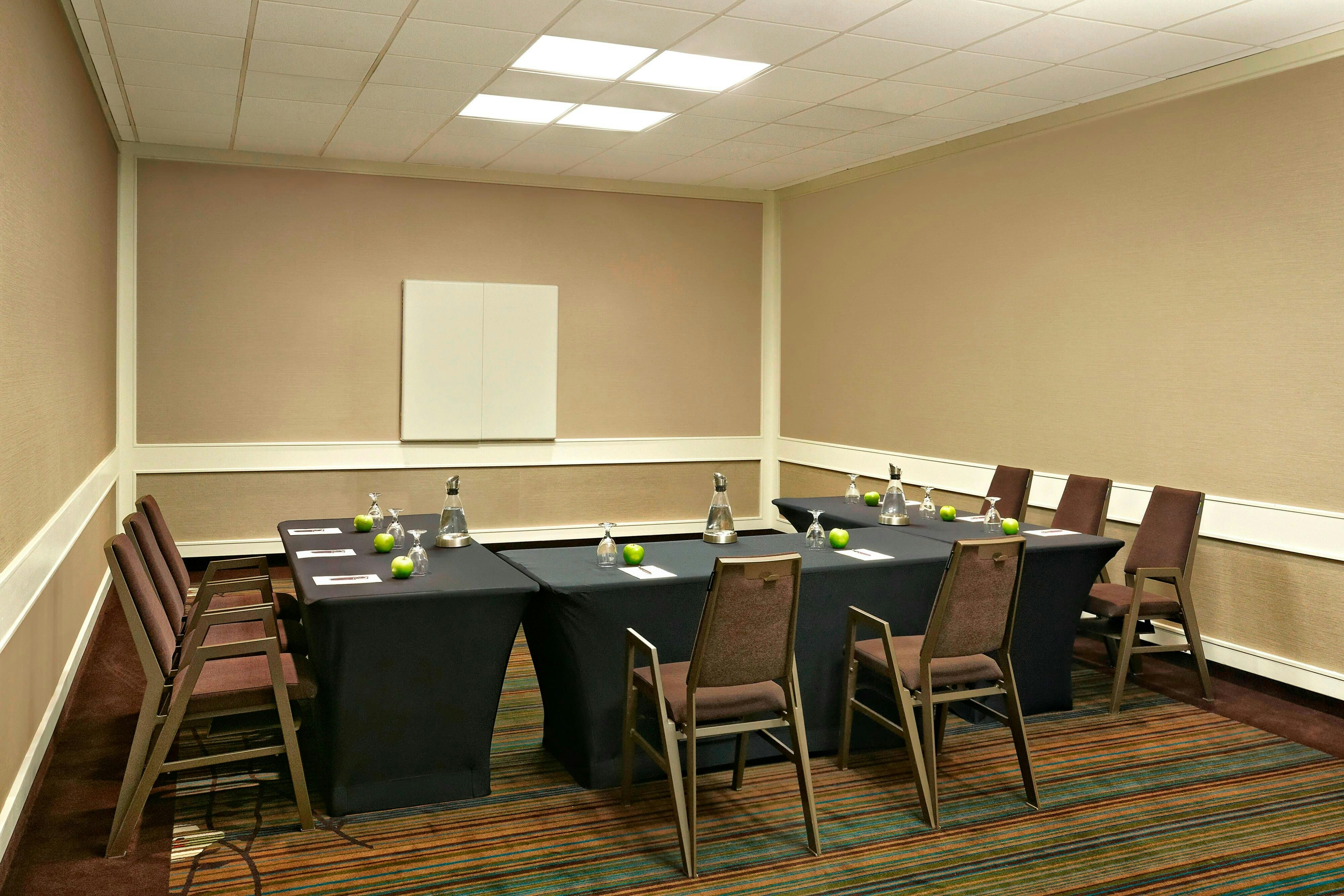 Sheraton Cavalier Calgary Hotel 18/21