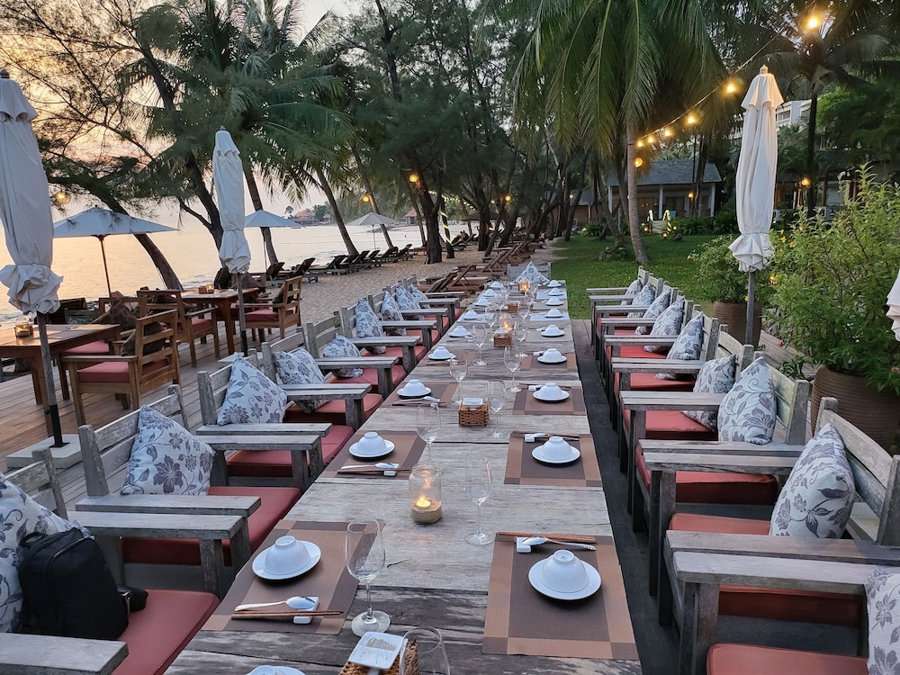 Ancarine Beach Resort 56/72