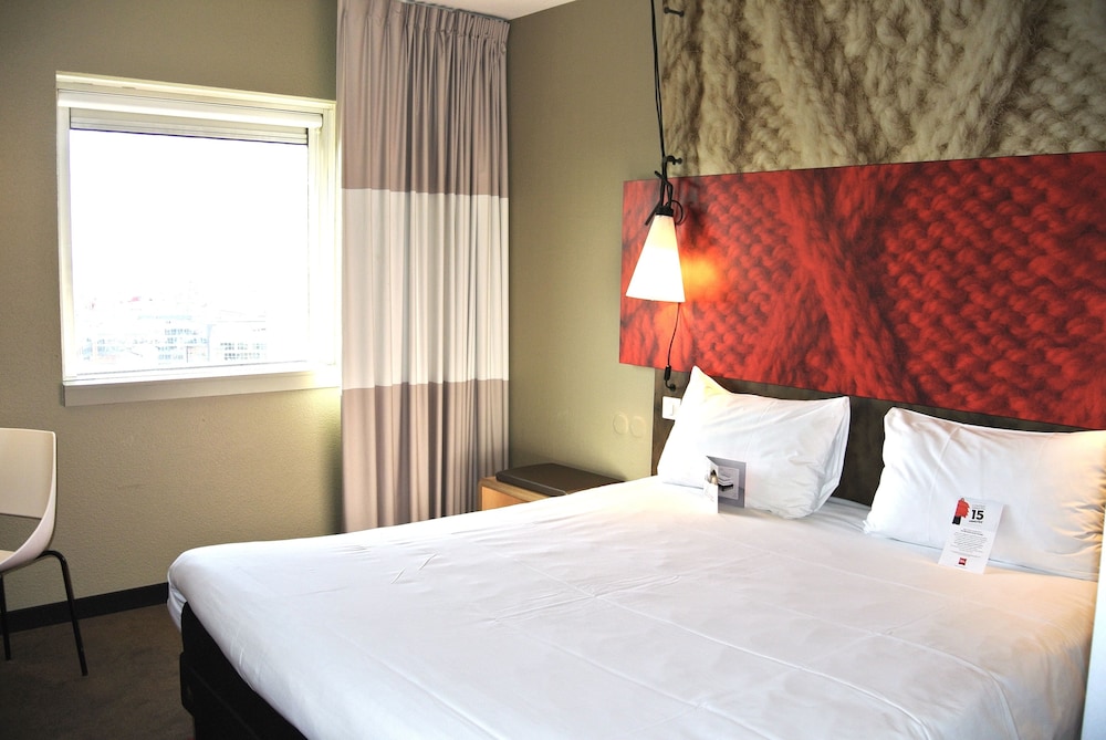 ibis Paris Porte De Montreuil 16/71
