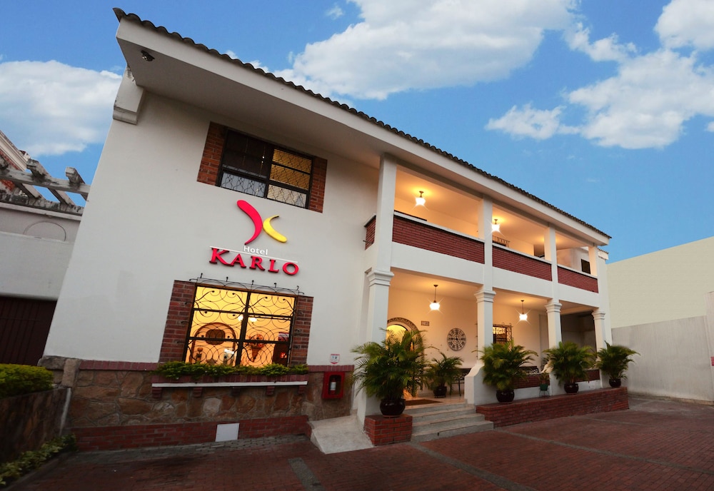 Hotel Karlo 2/50