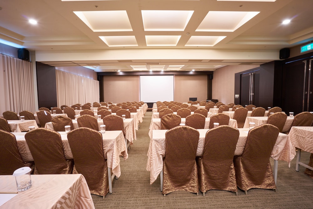 Taipung Suites 58/62