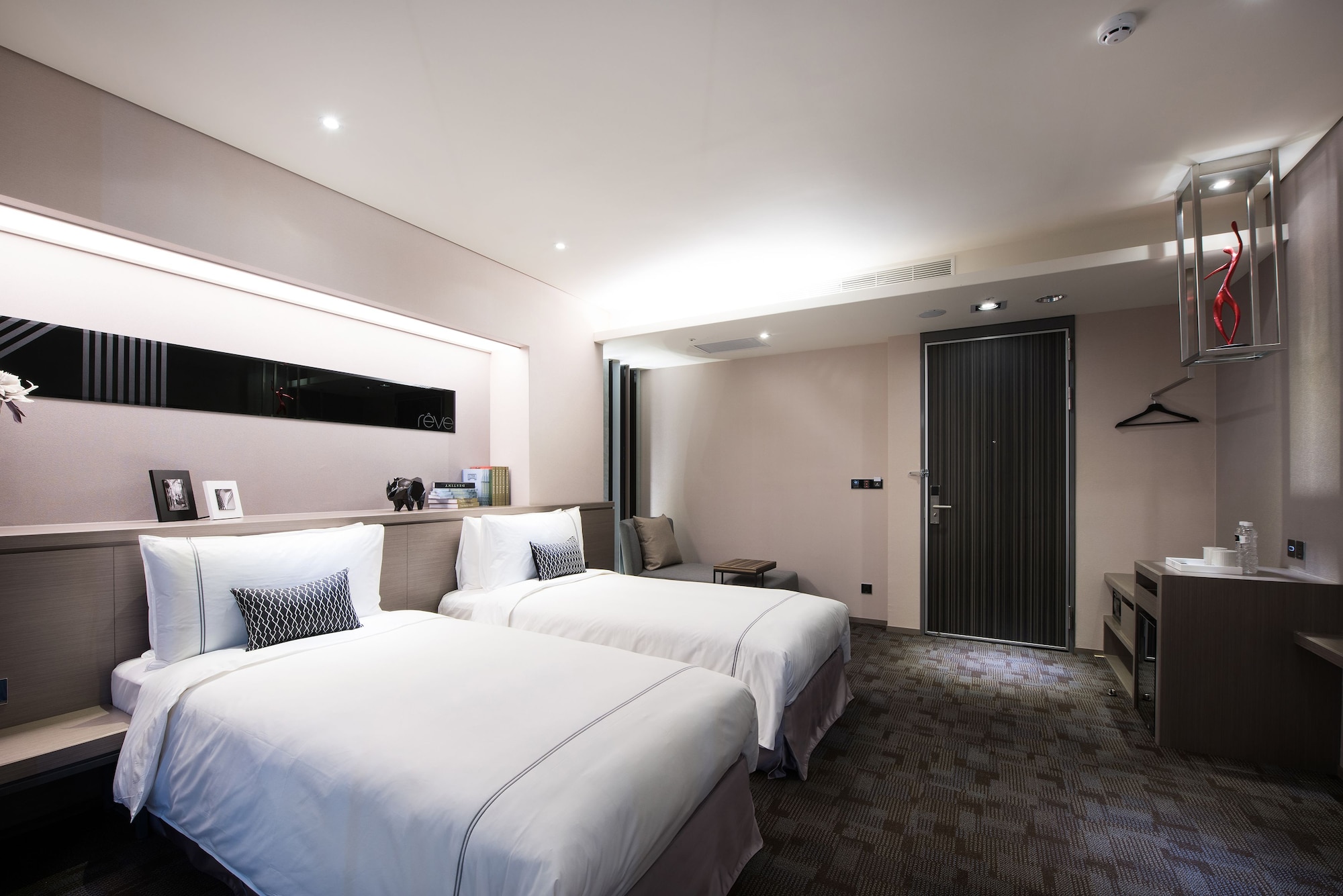 STANDARD, TWIN BEDS
