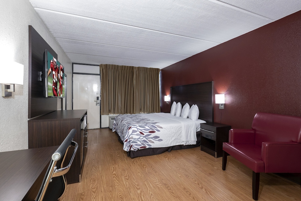 Red Roof Inn Kenly 6/20