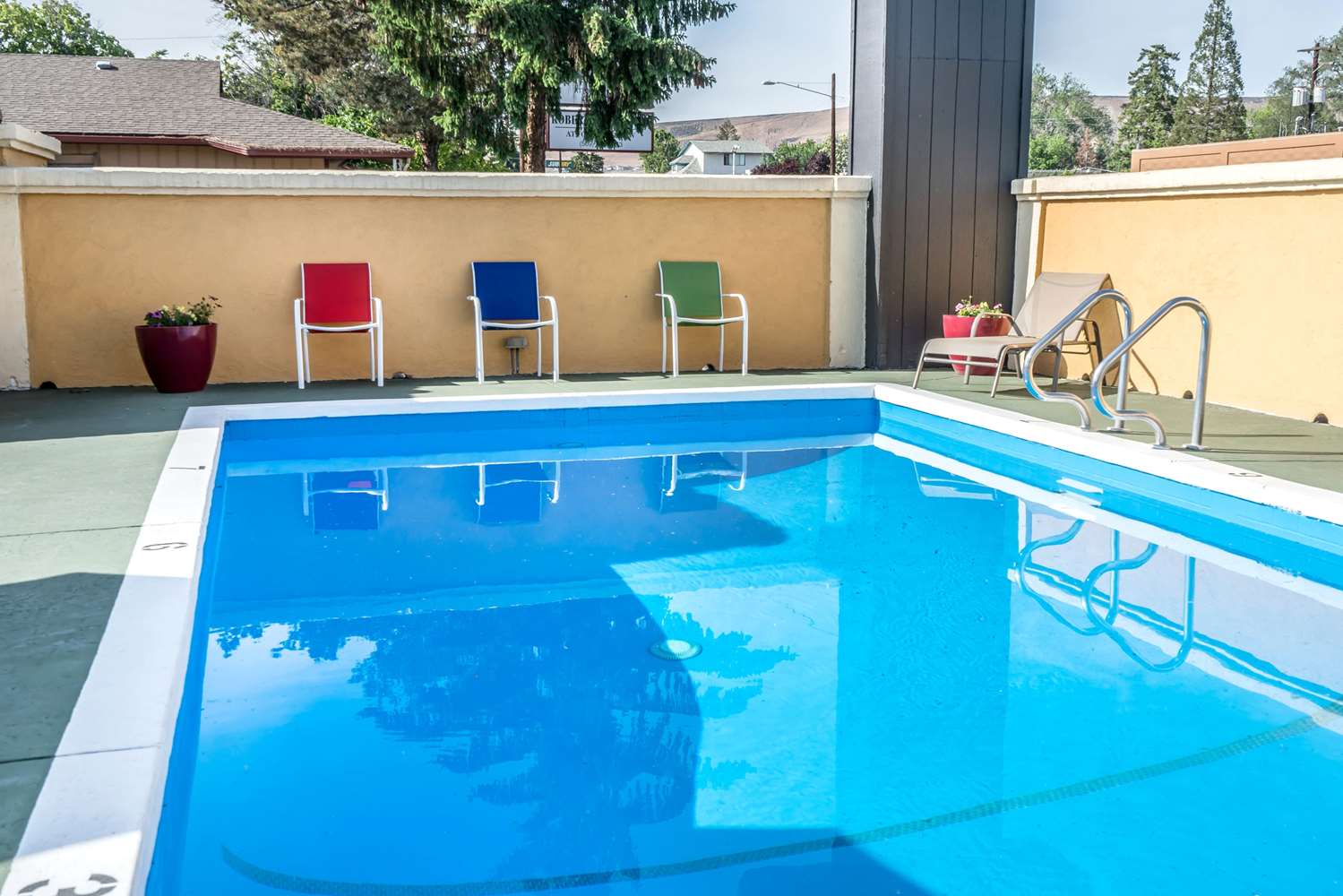 ECONO LODGE 16/36