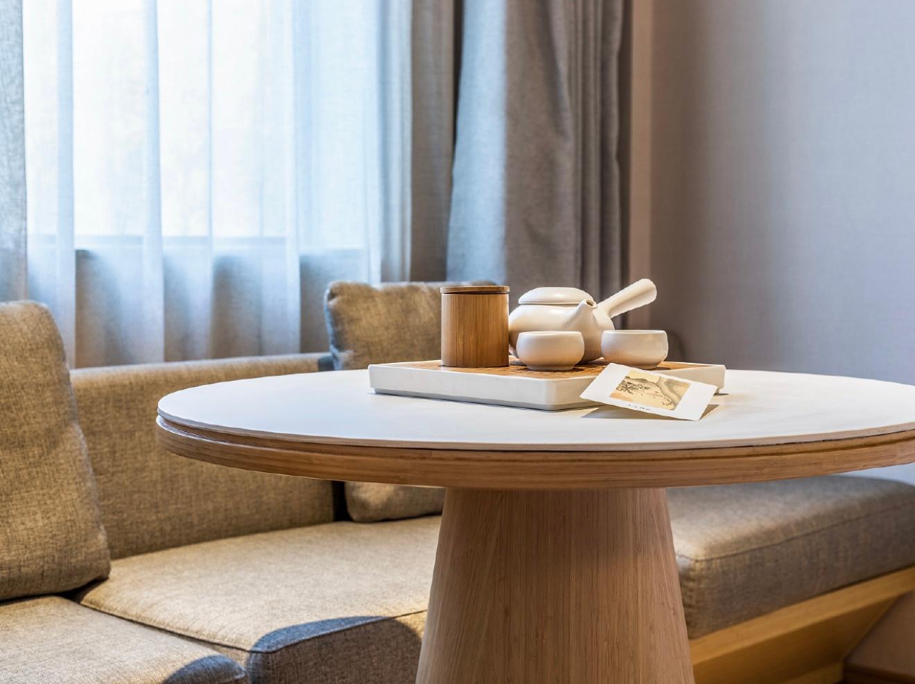 JI Hotel (Hangzhou West Lake Longxiangqiao Subway Station) 33/34