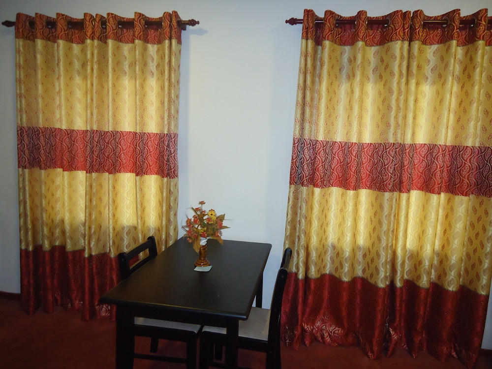 Ranmitha Villa 6/40