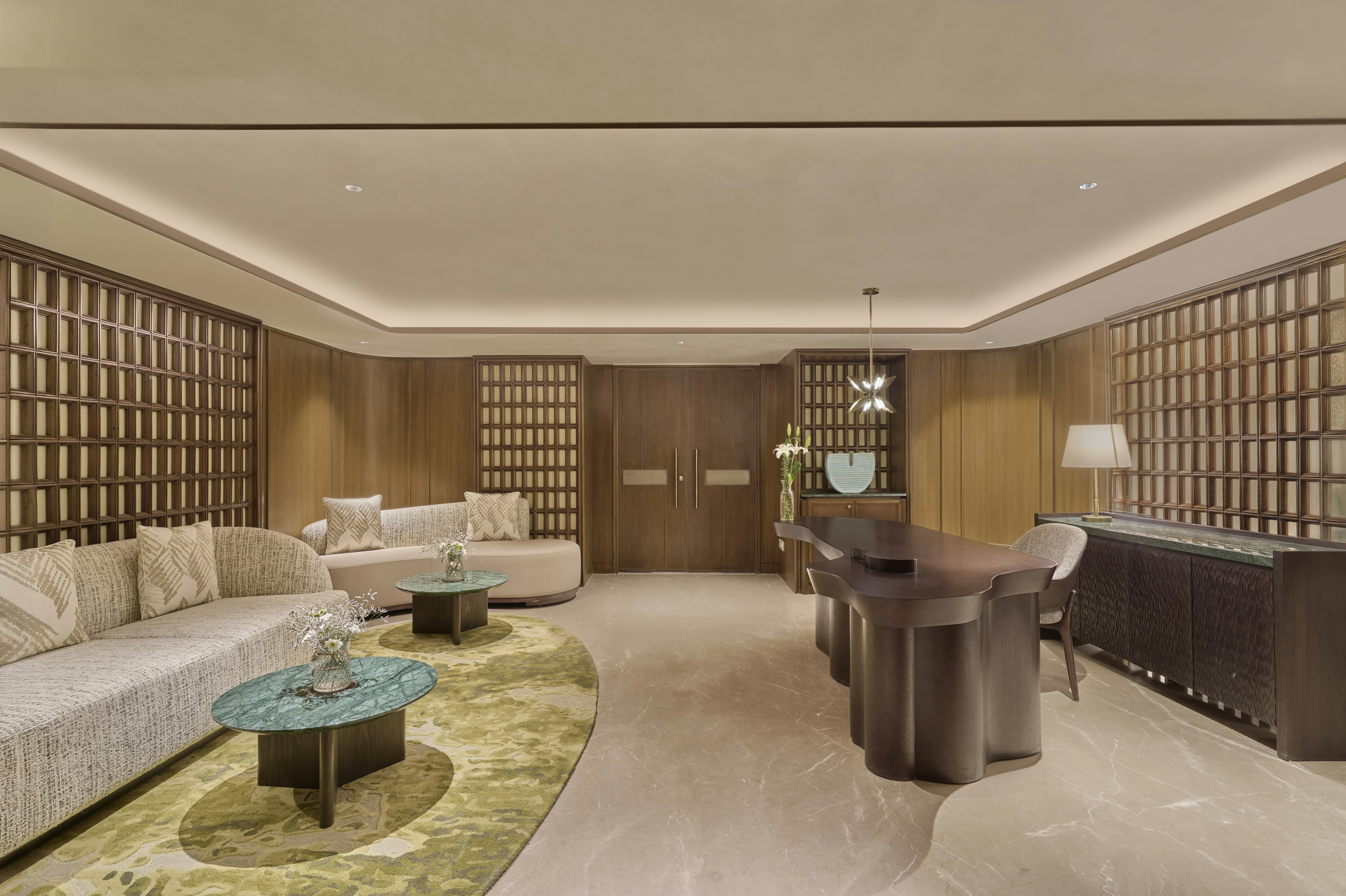 Slohh by Roach Bengaluru, Curio Collection by Hilton 13/29