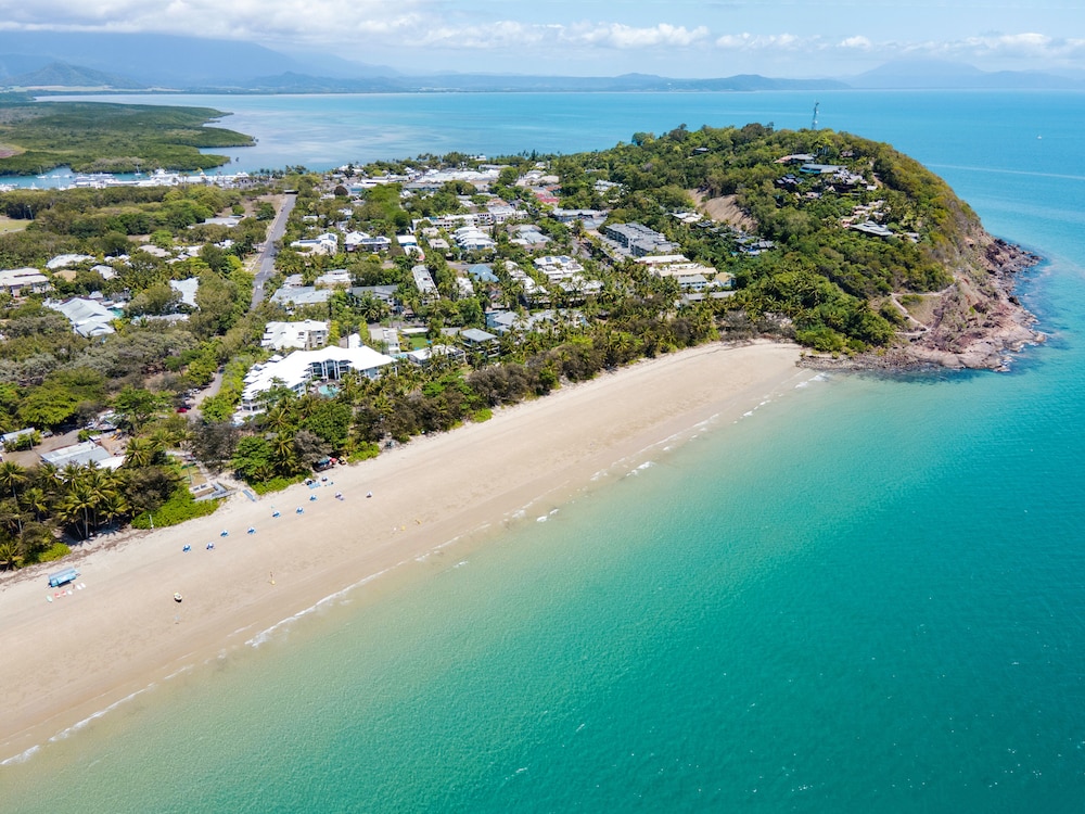 Silkari Reflections of Port Douglas 12/51