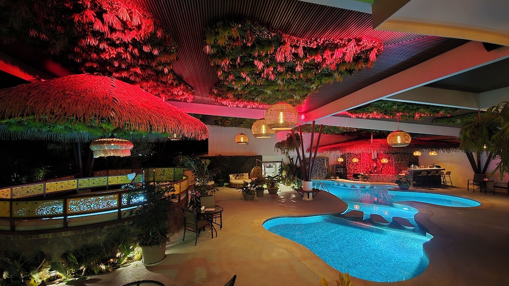 Hotel Poco A Poco 76/81