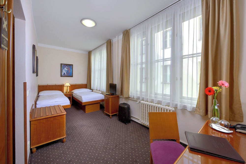 Melantrich Sivek Hotels 23/46