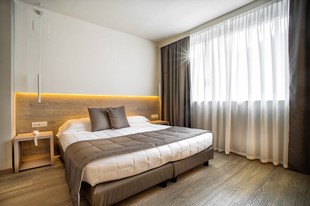 Guesia Village Hotel 8/78