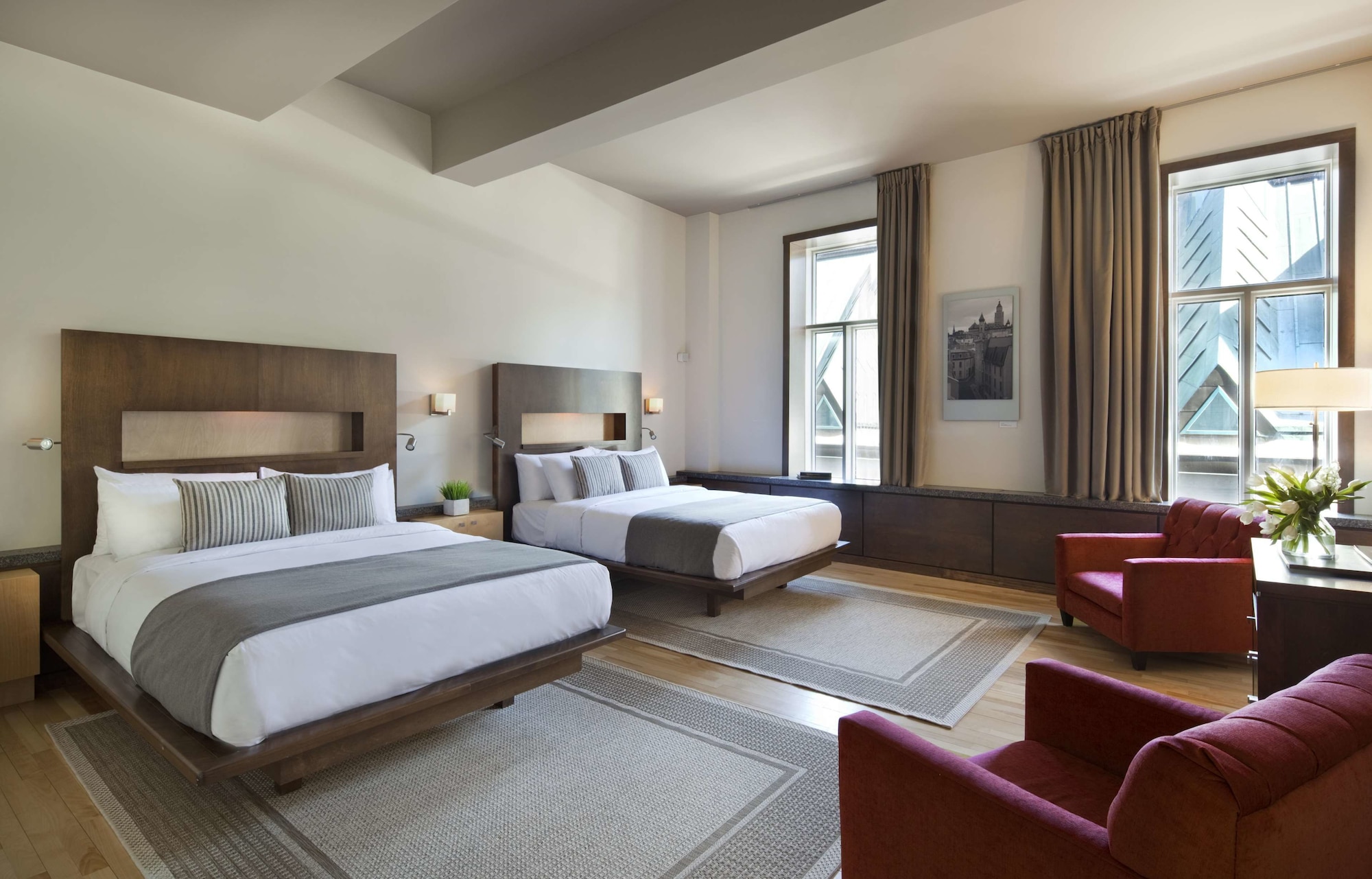 DELUXE, 2 QUEEN BEDS
