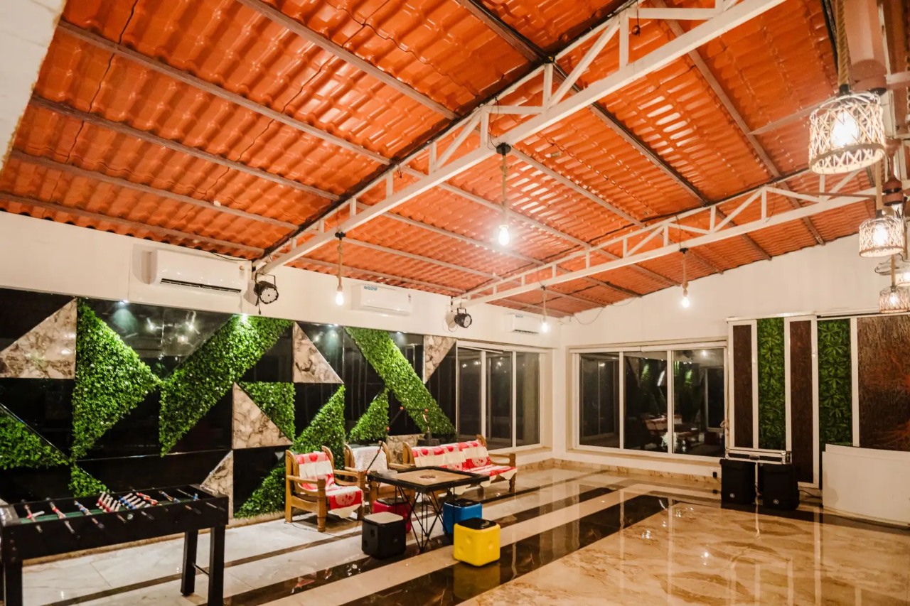 ELIVAAS Moonstone Meadows 9 BHK Retreat With Private Pool, Garden, Gazebo and Jacuzzi 12/16