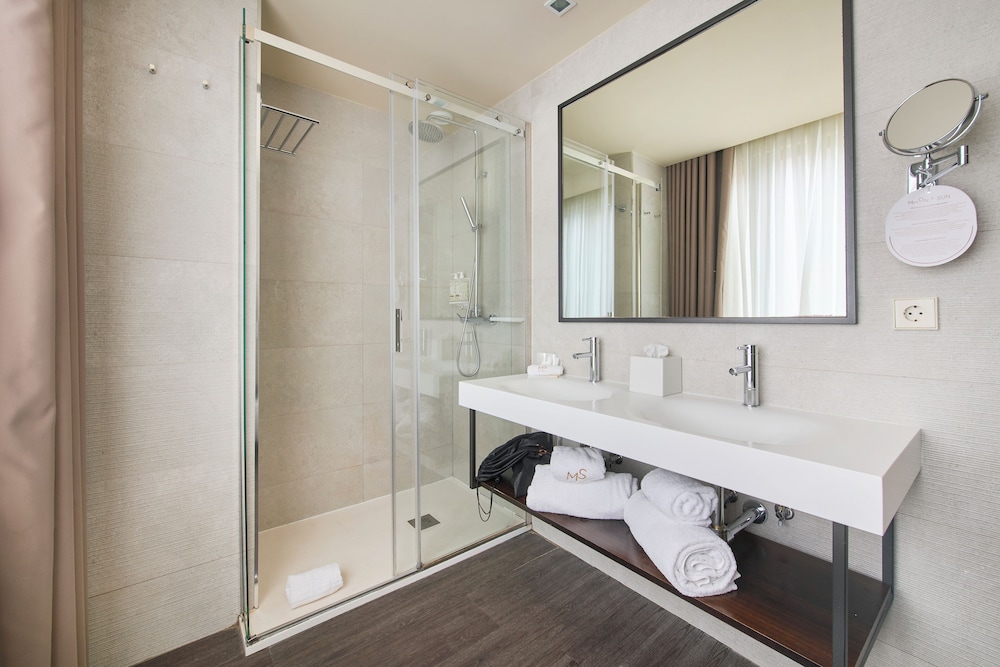 غرفة سوبيريور بسرير مزدوج أو سريرين منفصلين، Hotel Moon and Sun Porto 5/8