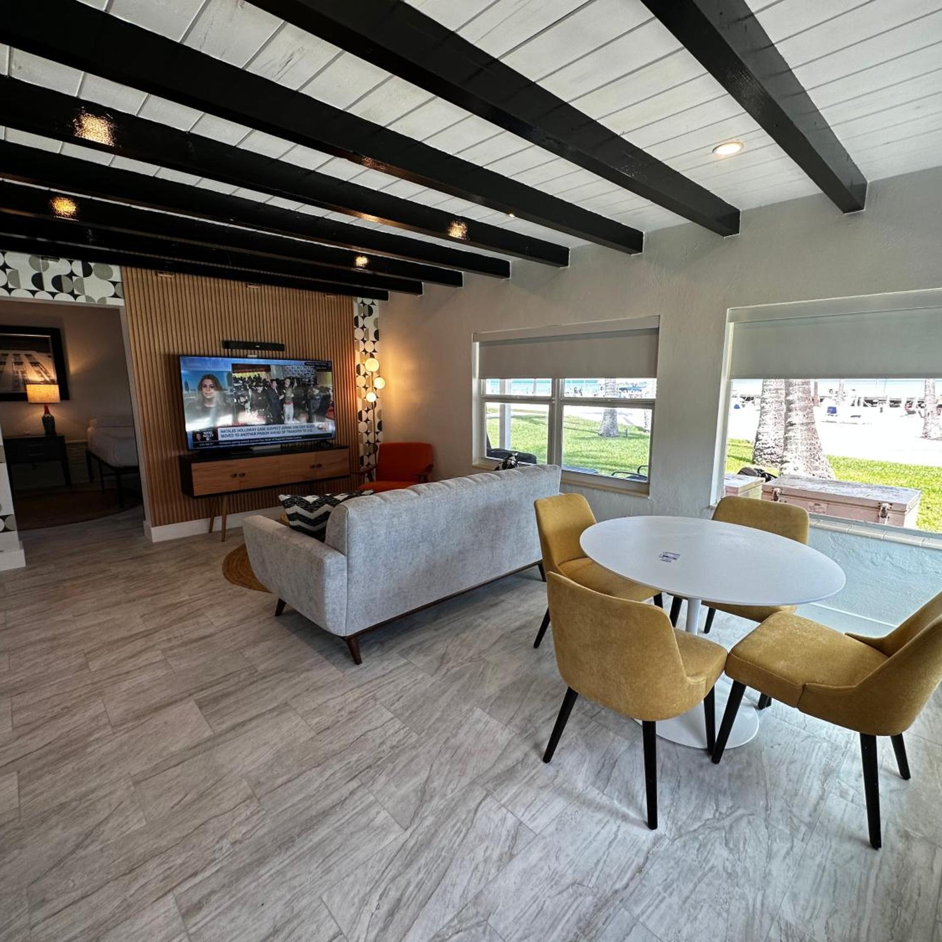 Breezy Palms Resort 45/67