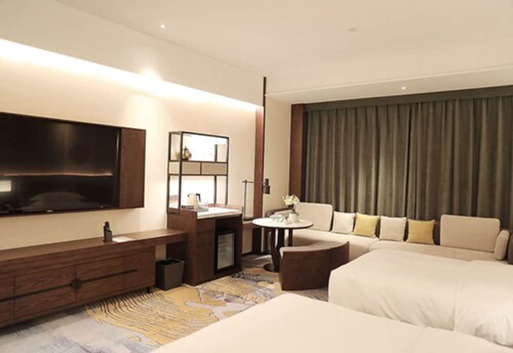 غرفة ديلوكس عائلية بسرير كينج بإطلالة على المدينة، Sheraton Kunming 3/5