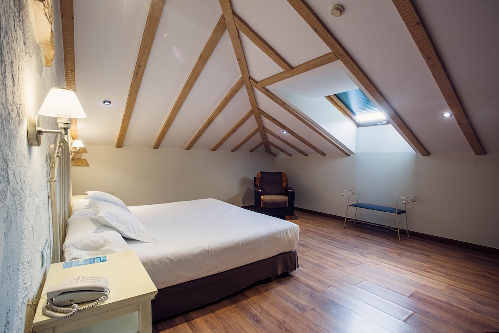 Hotel Villa Pasiega 14/50