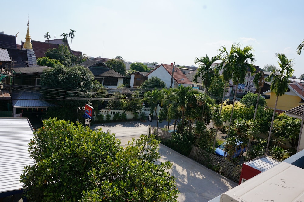 Walking Street Residence 2/51