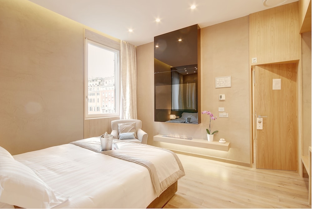Sun Suite Luxury Pantheon 22/50