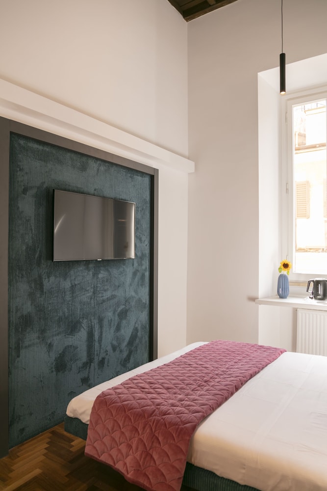 Hadrianus Temple Suites - The Venue Collection 22/58