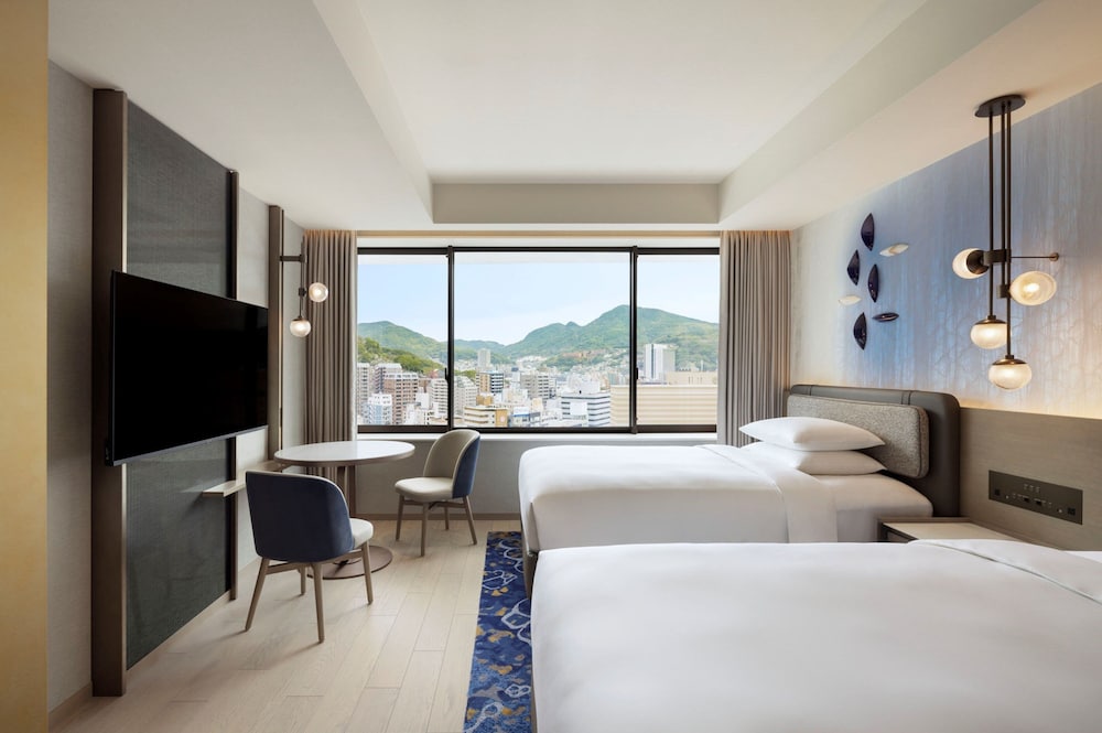 Standard, 2 Double Beds, City View