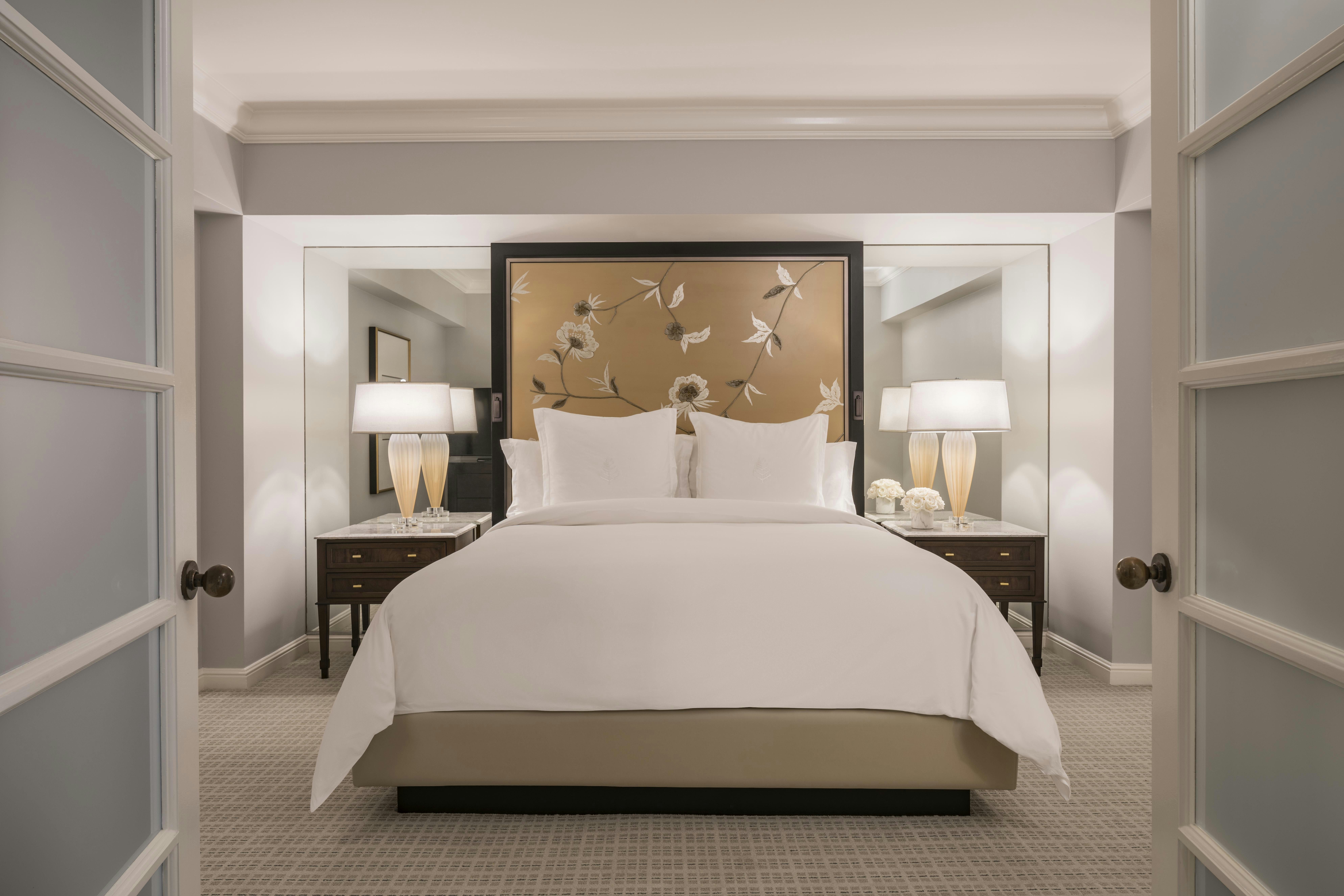 Hollywood, Suite, King Bed