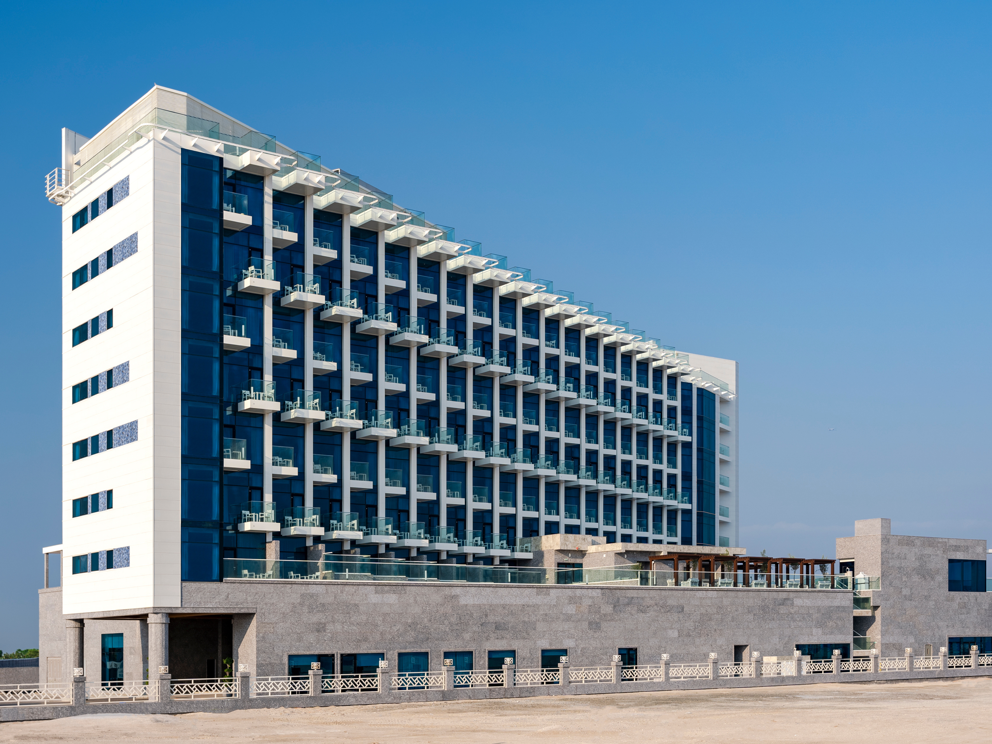 Sea Point Hotel Dubai Islands 1/19