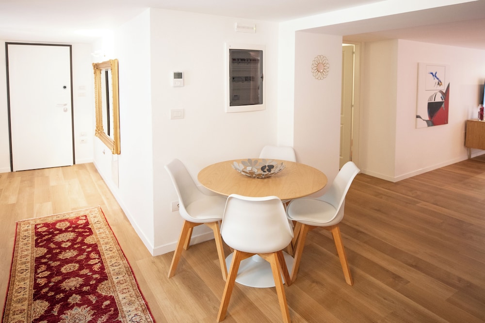 Hotel Duchi Vis A Vis 44/62