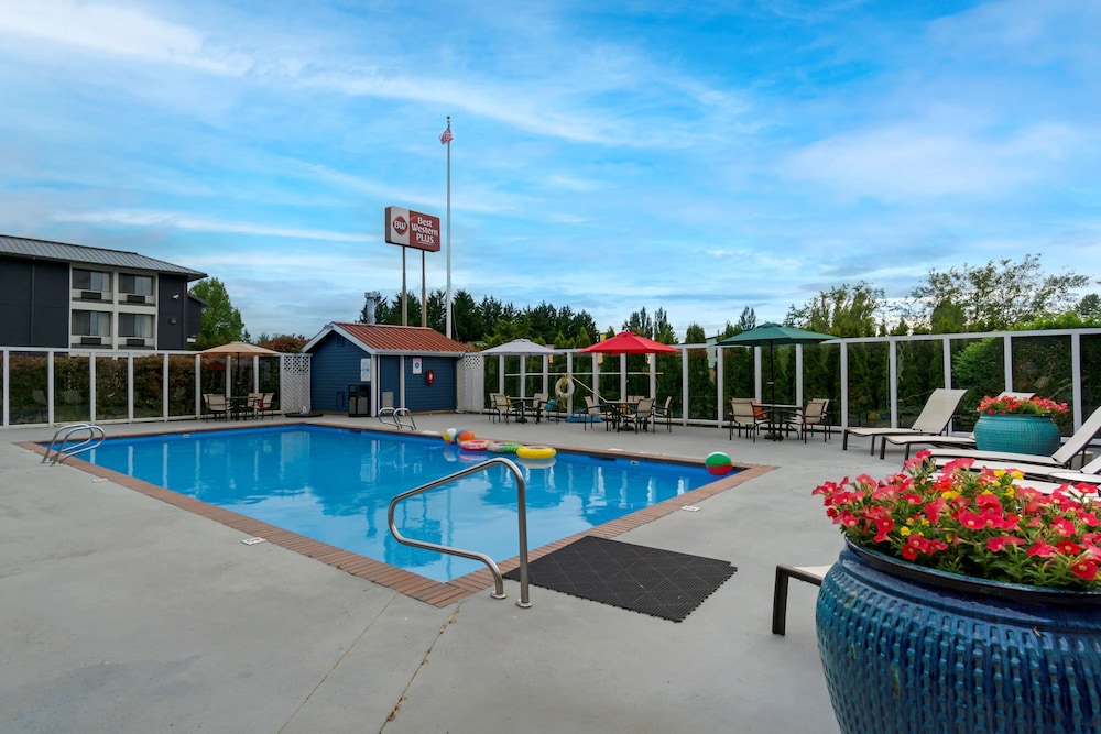 Wingate by Wyndham Mount Vernon 46/50