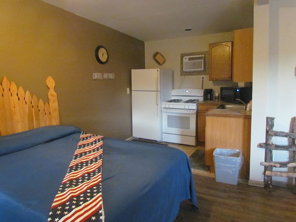 True North Motel 20/57