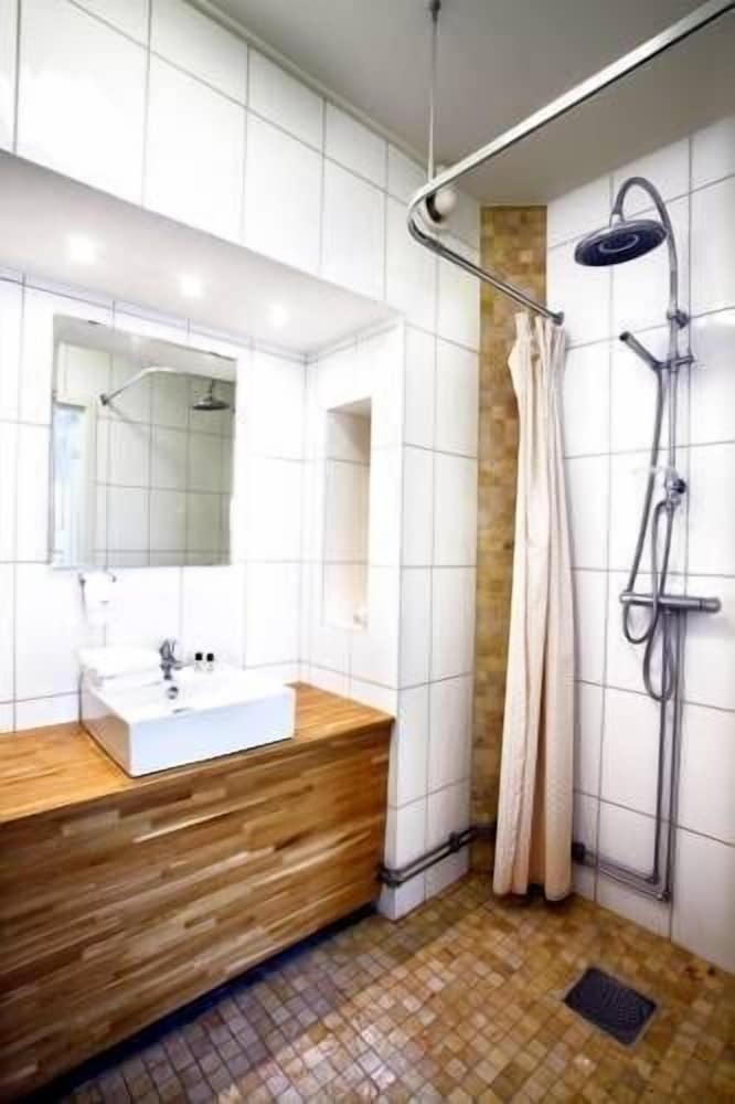 Adels Hotel 29/29