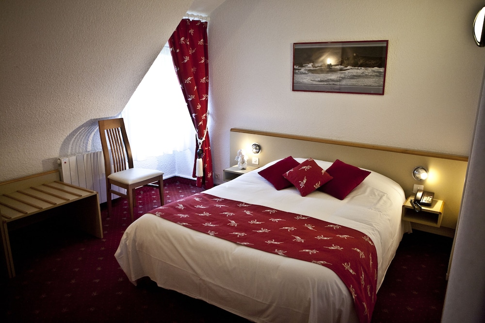 Brit Hotel Le Branhoc 18/62