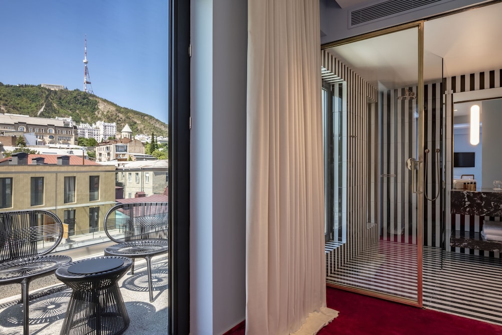 Bazzar Boutique Hotel 54/55