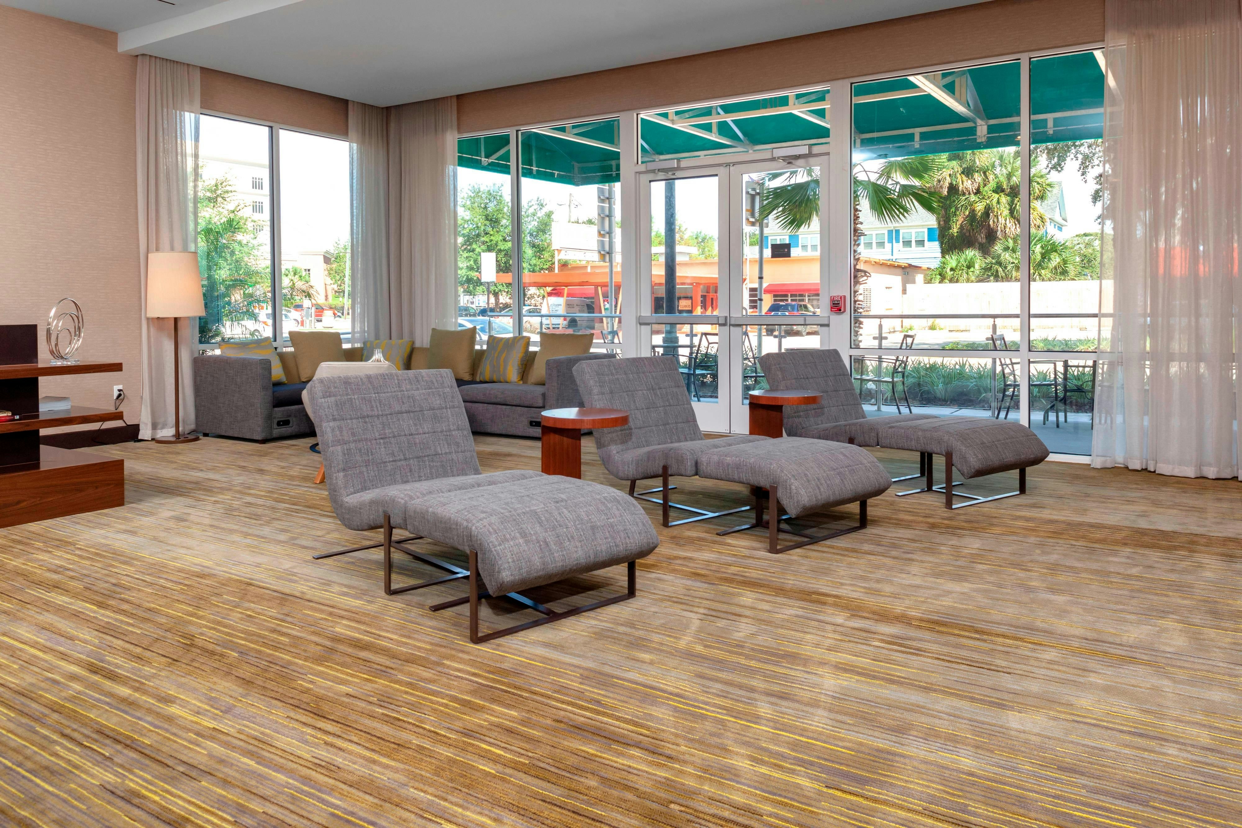 Courtyard By Marriott Deland Historic Downtown 23/47