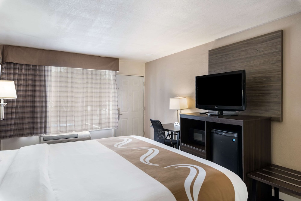 Quality Inn Gastonia East 14/32