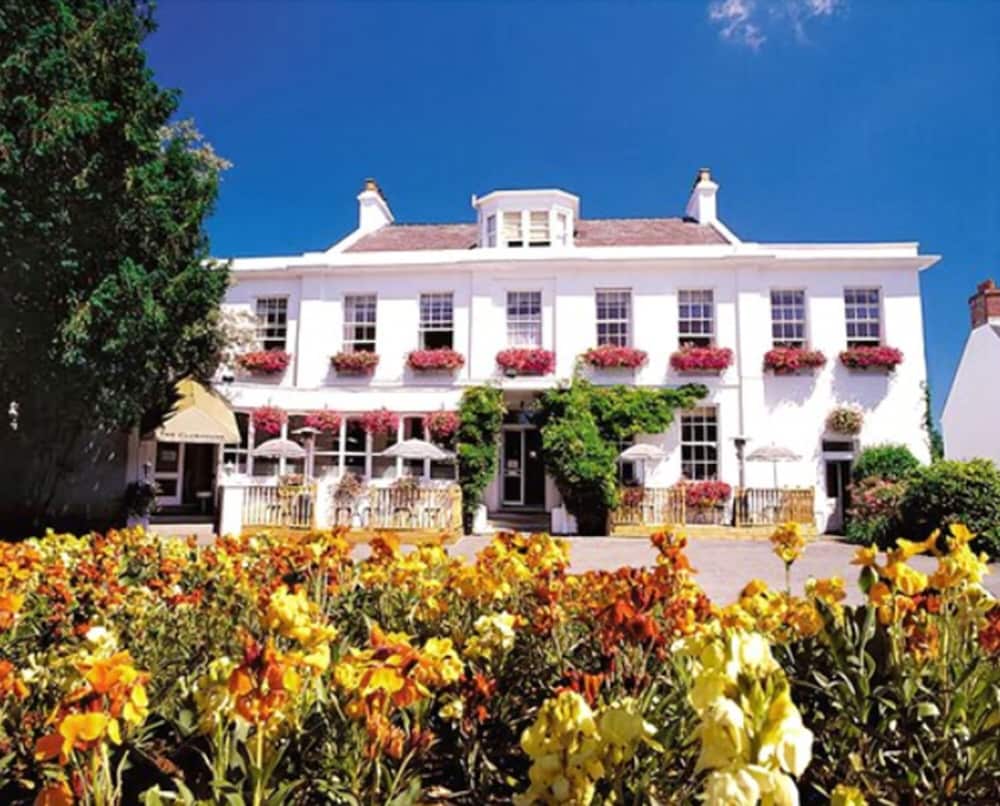 La Collinette Hotel 2/32
