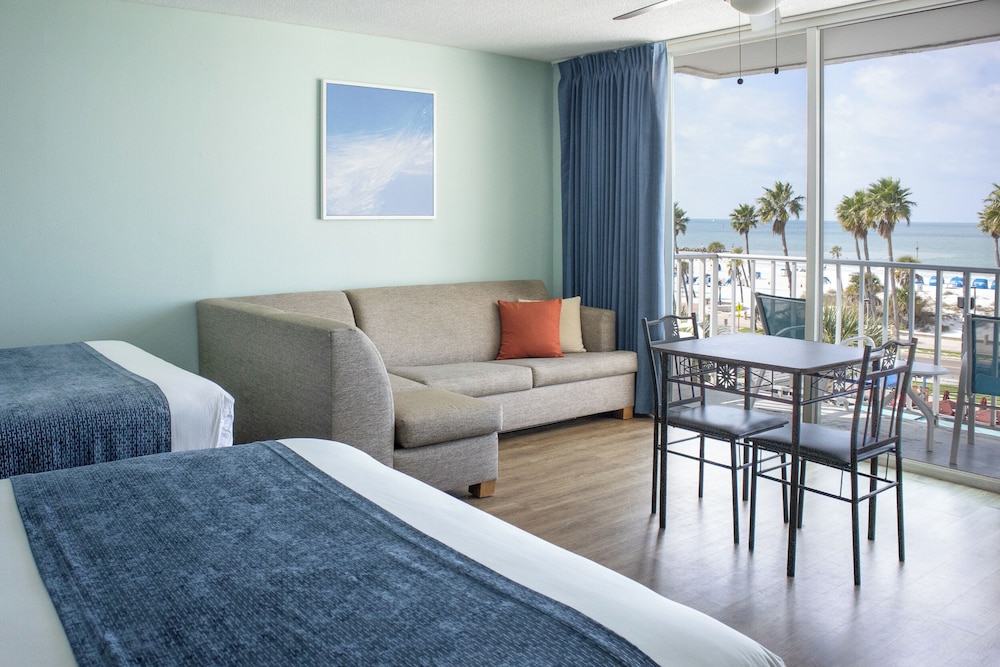 Beachview Inn Clearwater Beach 36/60