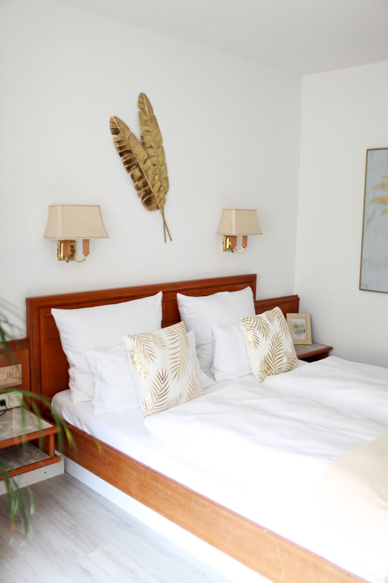 Charming, Comfort, Queen Bed