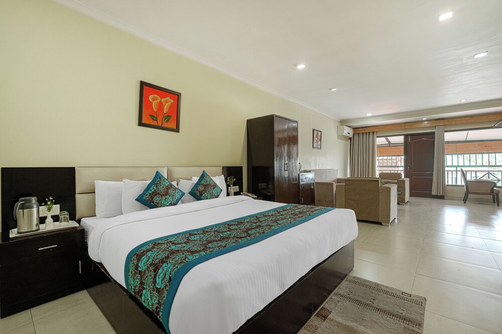 Hotel Ck International 10/50