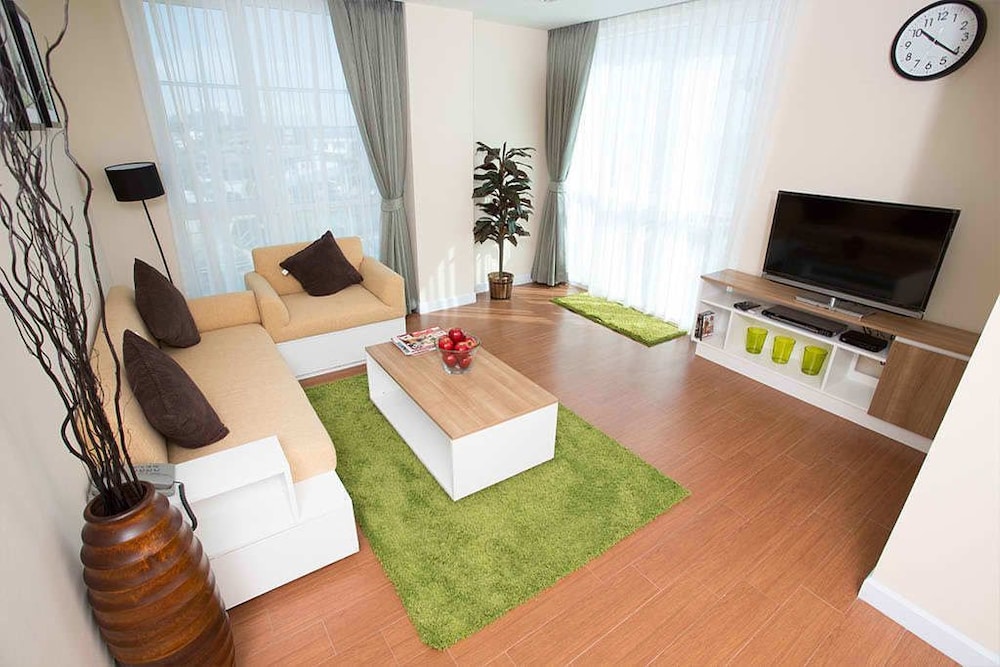 Bbg Seaside Luxurious Service Apartment 16/31