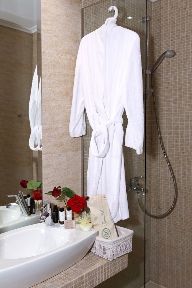 Mare Monte Boutique Hotel 48/50
