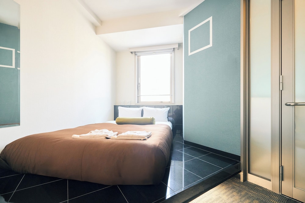 BASIC, DOUBLE BED