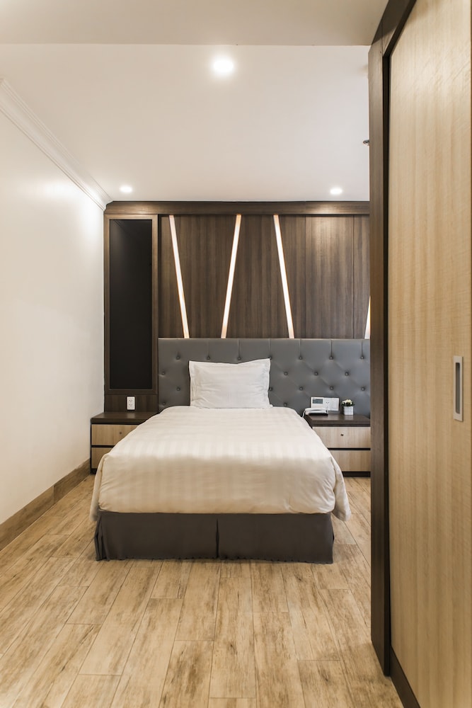 Seven Seas Hotel And Apartment 28/61