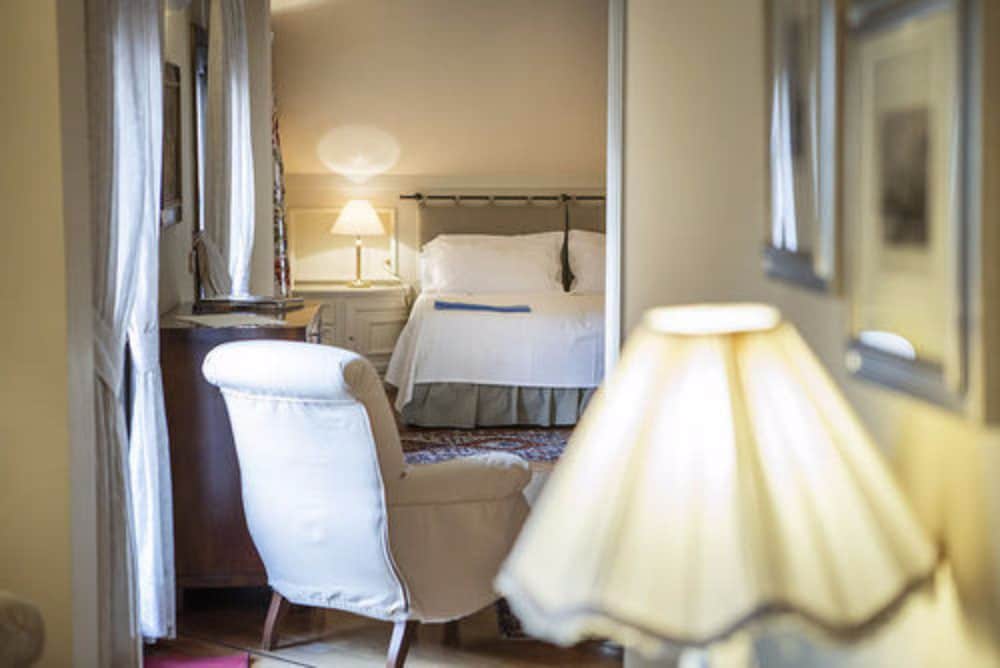 Hotel Regina Adelaide 14/50