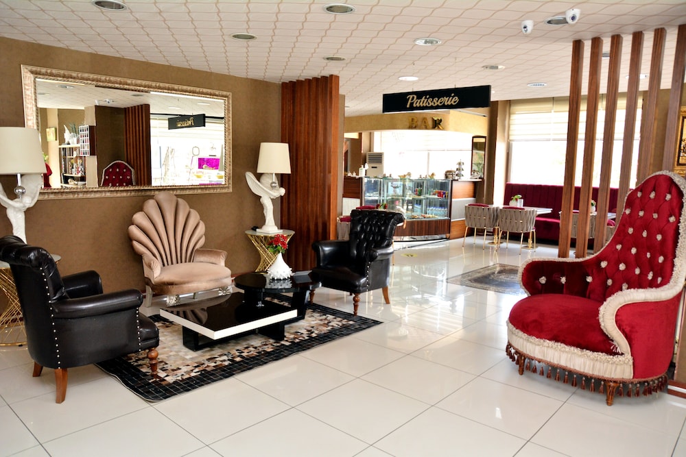 Business Grand Hotel 32/50