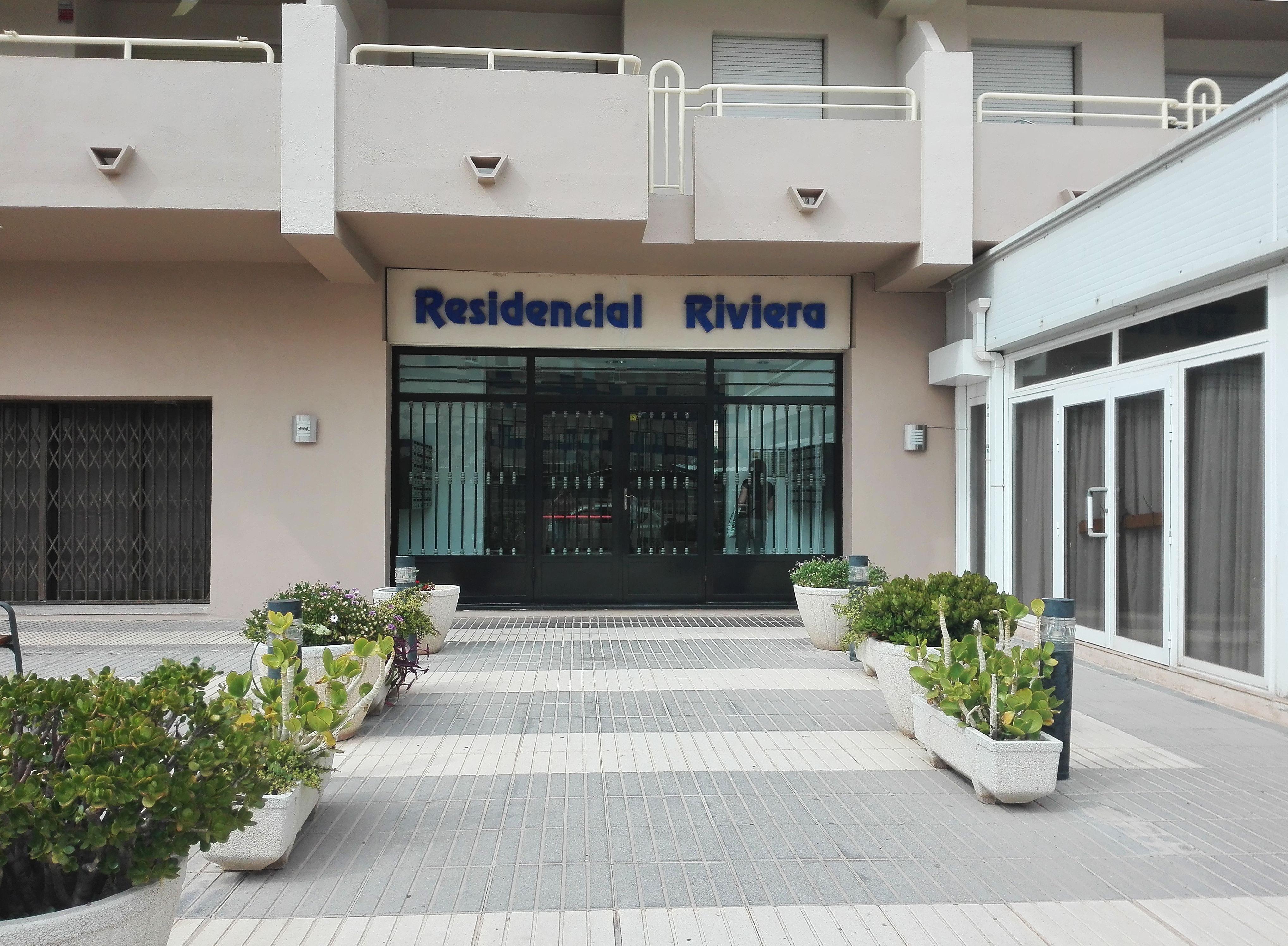 Apartamentos Riviera 3000 1/26