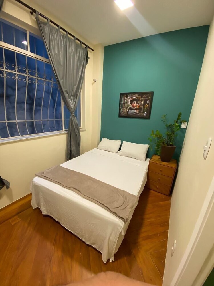 Quintal Hostel 12/40