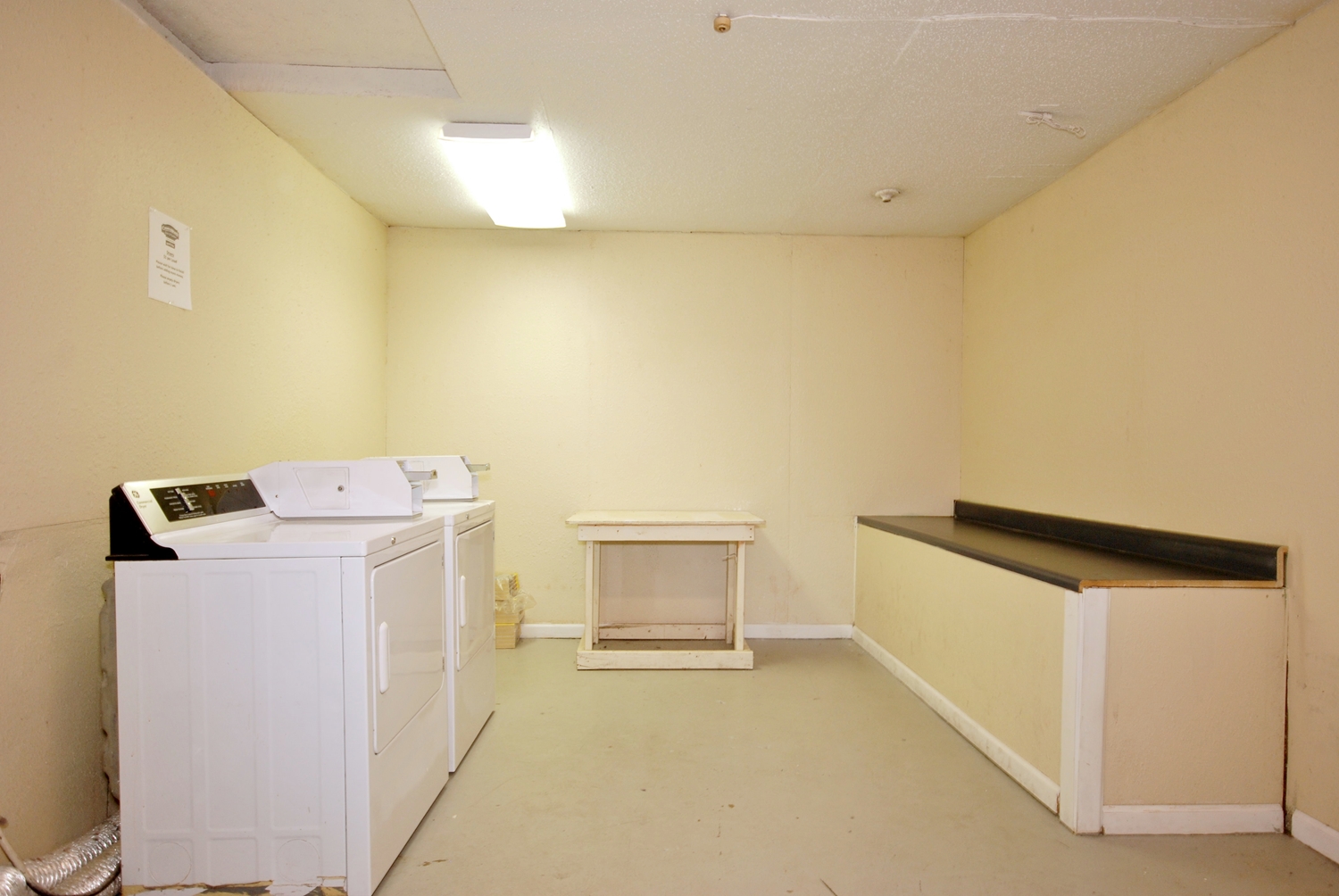Country Hearth Inn & Suites Marietta 27/43