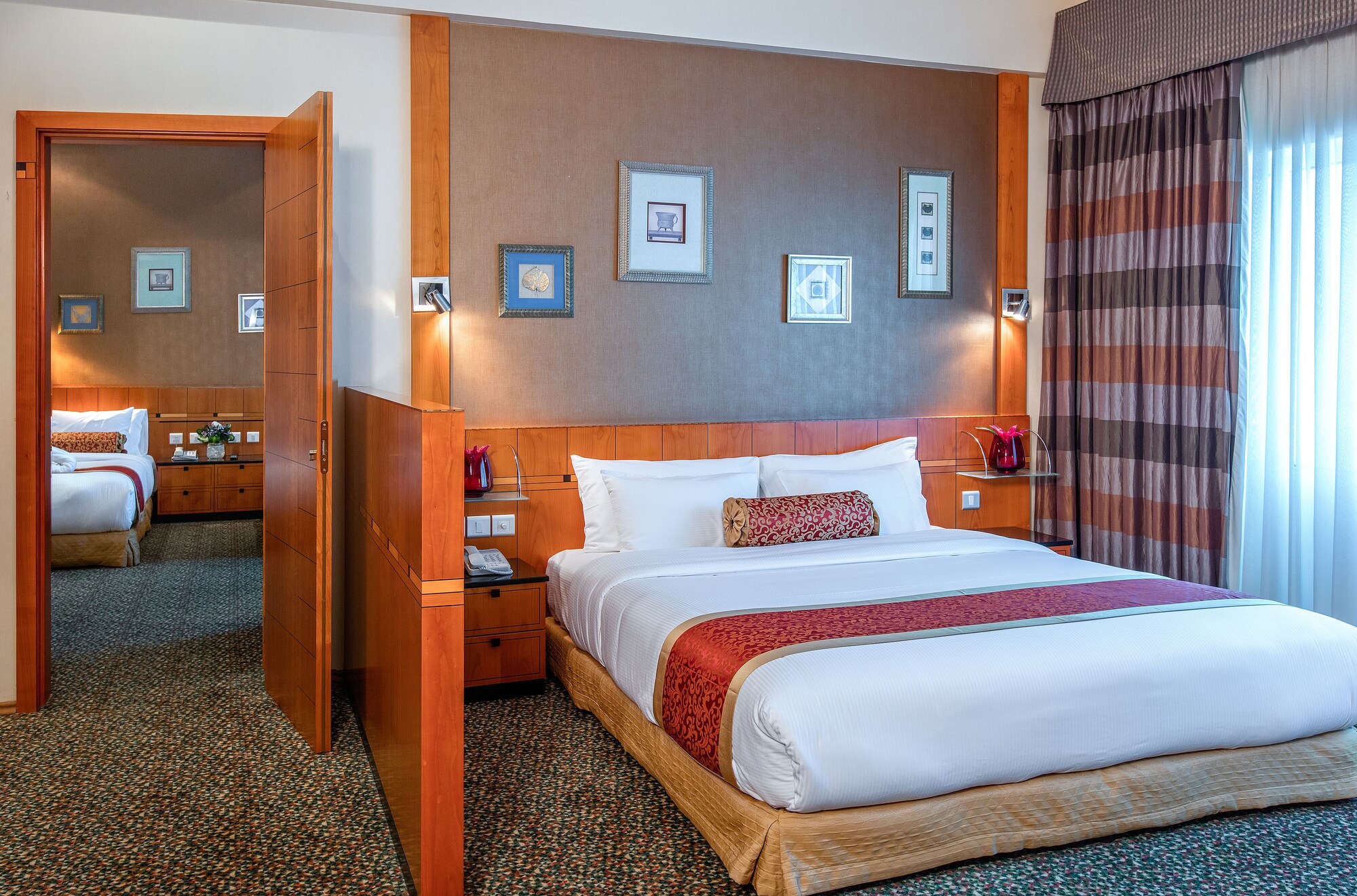 AMBASSADOR SUITE